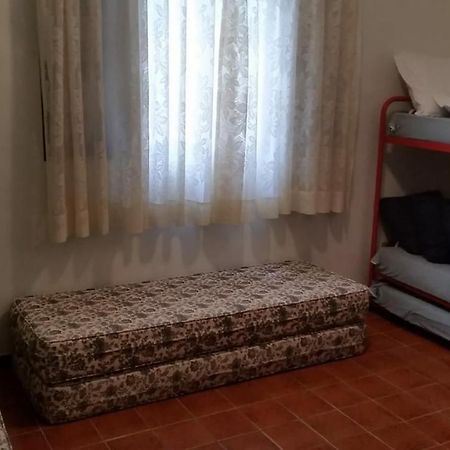 Ubatuba Tenório apto térreo 6 pess Exterior foto